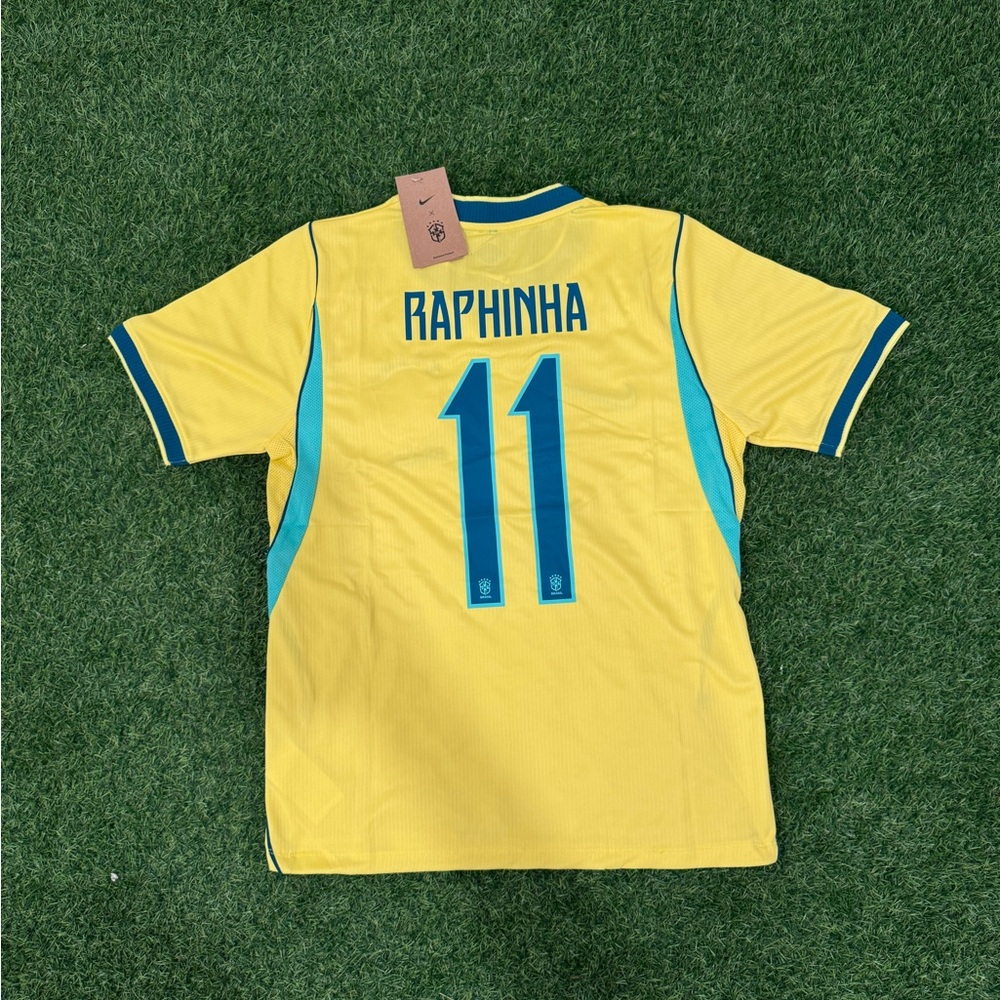Men’s Raphinha #11 Brazil World Cup Jersey 2026 - Picture 2 of 2